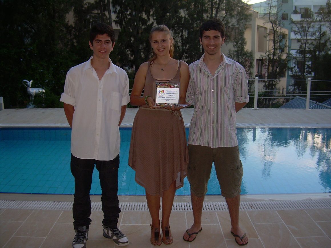 Εθελοντής της Χρονιάς 2012 για το Cans for Kids