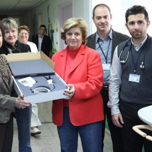 Δωρεά €11,500 στο Μακάριο Νοσοκομείο
